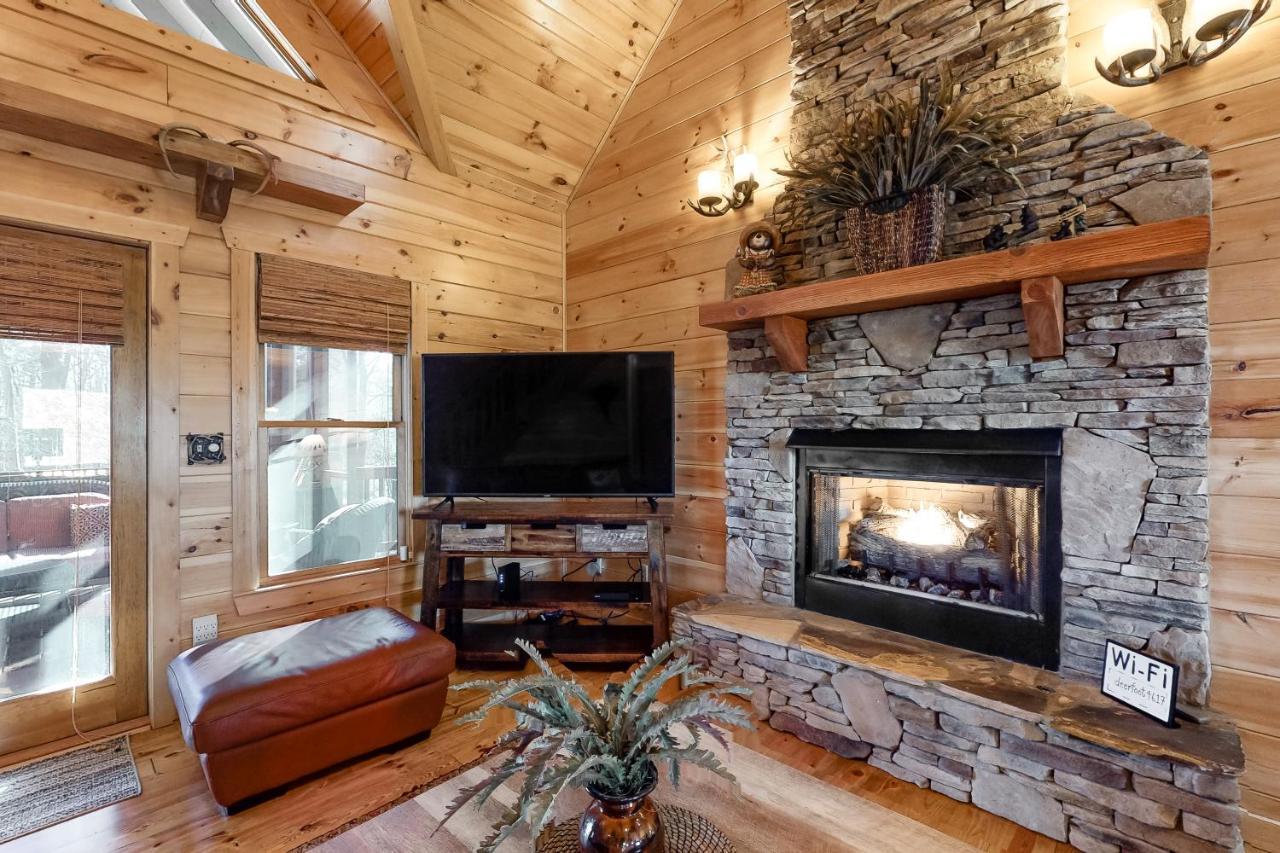 Bearfoot Lodge إليجاي المظهر الخارجي الصورة