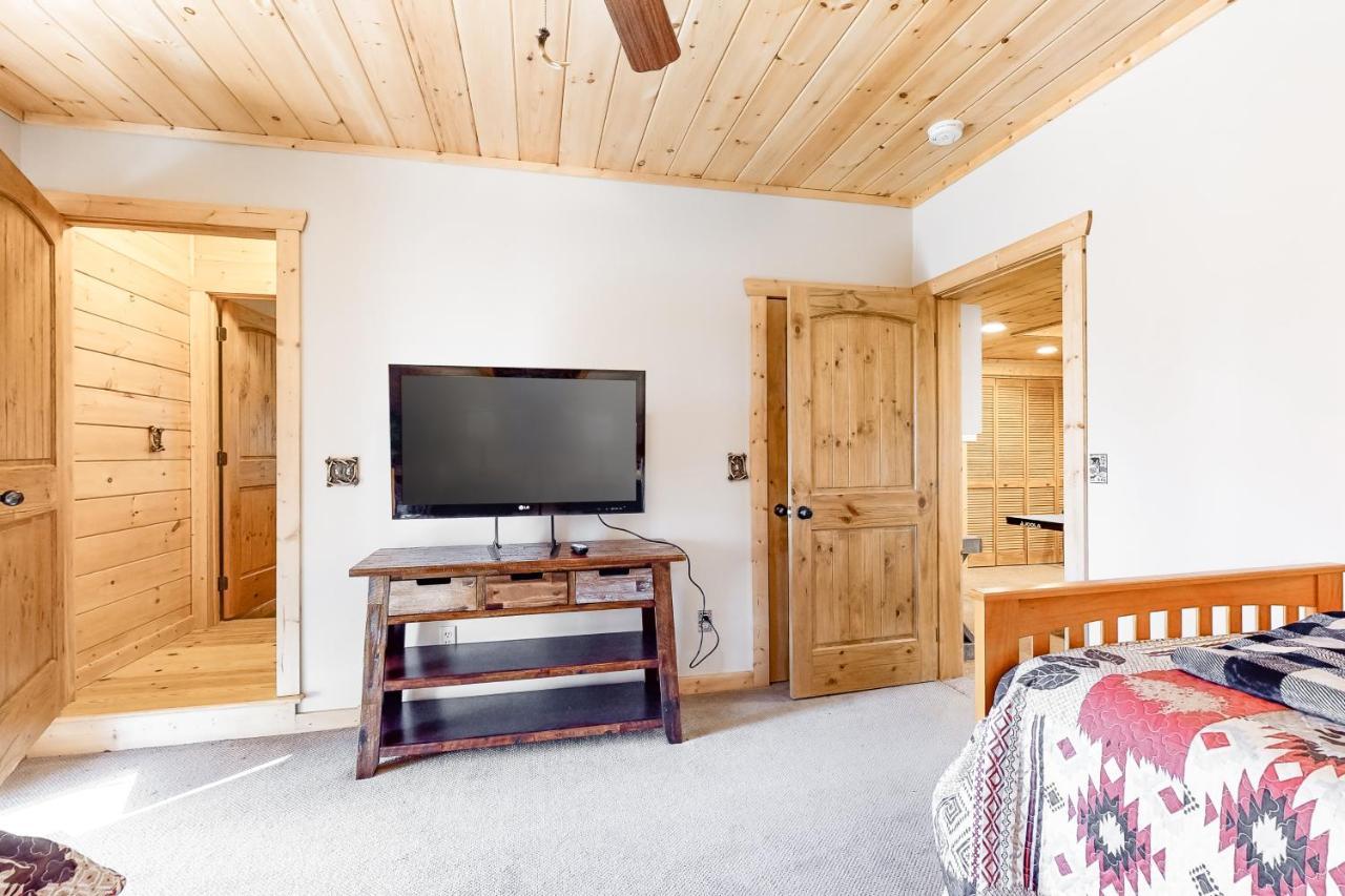 Bearfoot Lodge إليجاي المظهر الخارجي الصورة